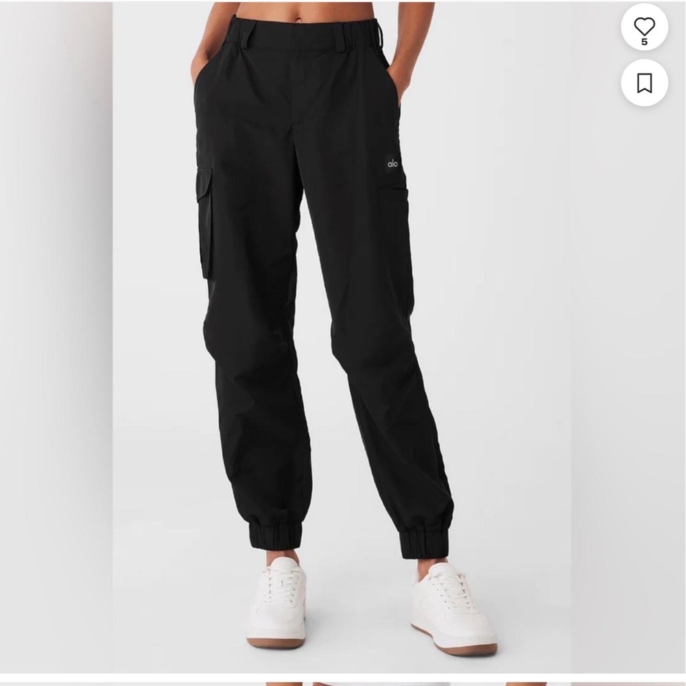 ALO YOGA Black Jogger Cargo Black Pants Women’s Size Medium